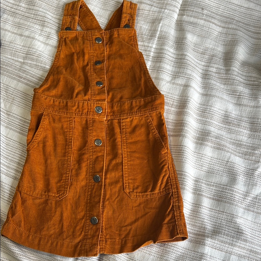 Girls dress